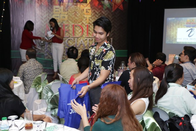 Distribution of loots and giveaways from sleepwell